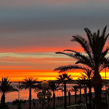 Endless Stunning Mediterranean Sea Views Promenade Des Anglais Nice Exterior photo